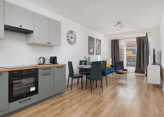 Malczewskiego Blue By Bookinghost Stettin